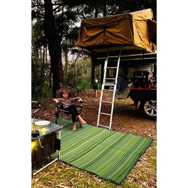 Zaļš piknika pleds 150x210 cm – Oyo Concept-image-1
