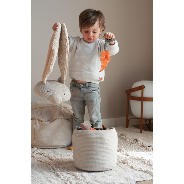 Krēmkrāsas tekstila bērnu rotaļlietu grozs ø 25x30 cm Rita the Rabbit – Lorena Canals-image-1