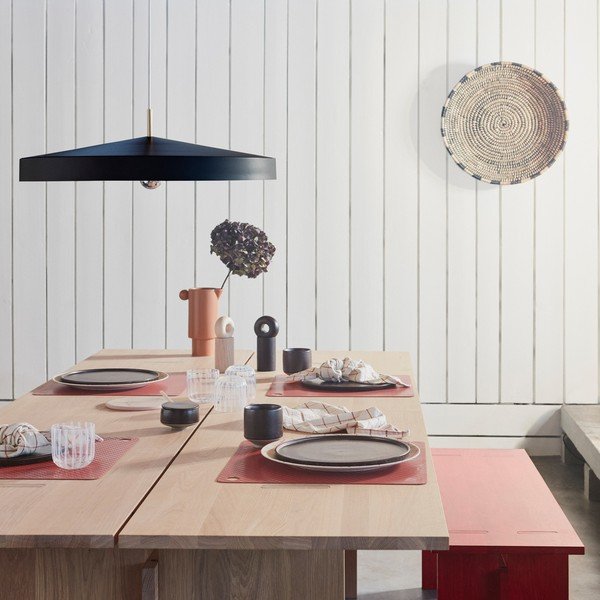 Melna metāla piekaramā lampa ø 65 cm Hatto – OYOY Living Design-image-1