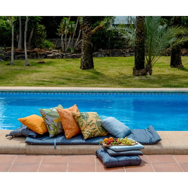 Āra spilvens 50x50 cm Graphic – Madison-image-1