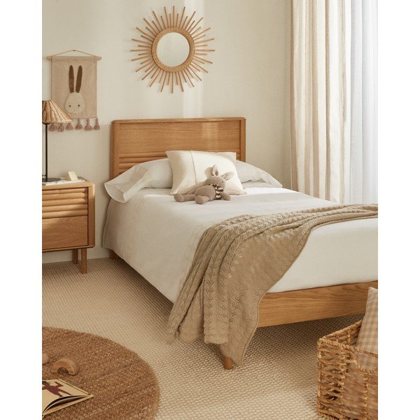 Dabīga toņa ozola masīvkoka vienvietīga gulta ar režģi 90x200 cm Lenon – Kave Home-image-1