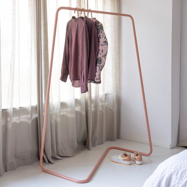 Lašrozā tērauda drēbju pakaramais statīvs 118x160x57 cm Hang-On – Spinder Design-image-1