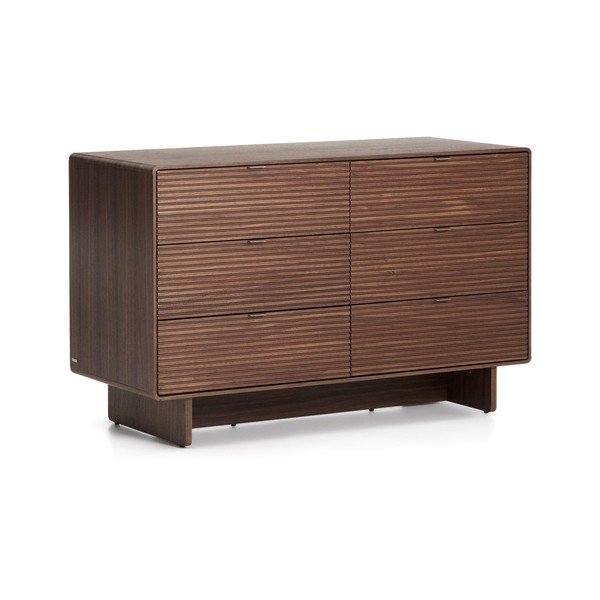 Tumša dabīga toņa kumode ar riekstkoka imitāciju 120x75x50 cm Norlen – Kave Home