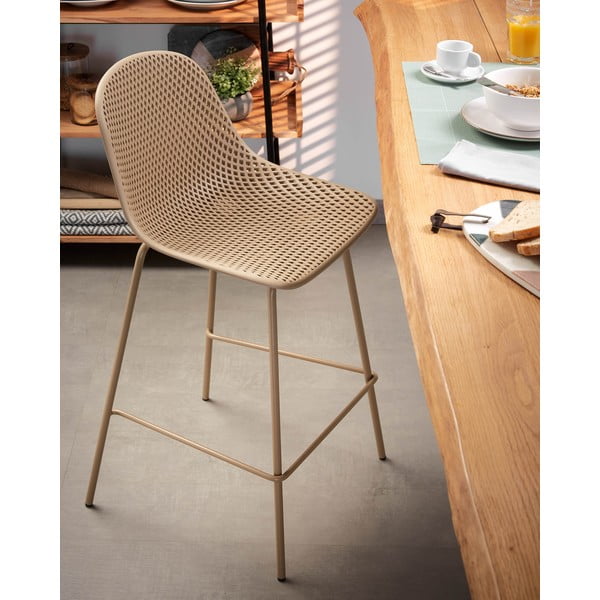 Bēšs metāla/plastmasas dārza bāra krēsls Quinby – Kave Home-image-1