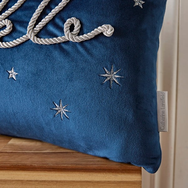 Samta dekoratīvais spilvens ar Ziemassvētku motīvu 30x50 cm Sparkle – Catherine Lansfield-image-3