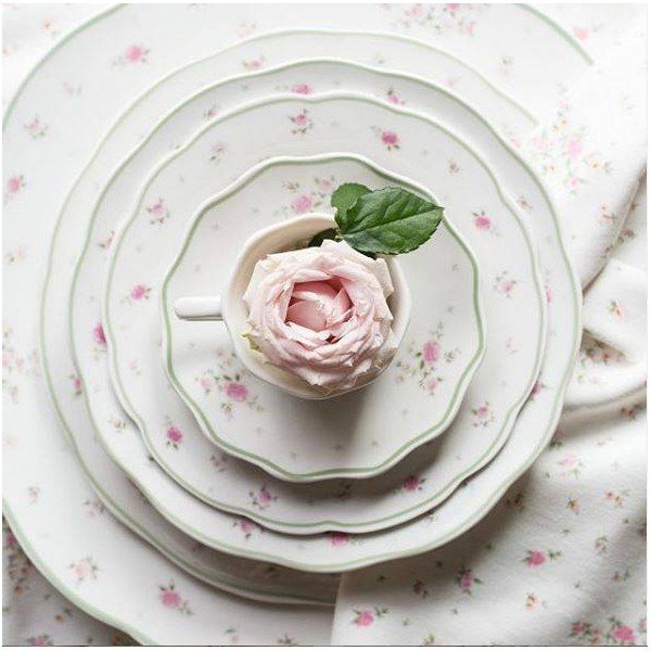 18 daļīgs porcelāna šķīvju komplekts no Brandani Nonna Rosa-image-1