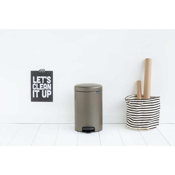 Pelēka tērauda atkritumu tvertne ar pedāli 12 l NewIcon – Brabantia-image-1