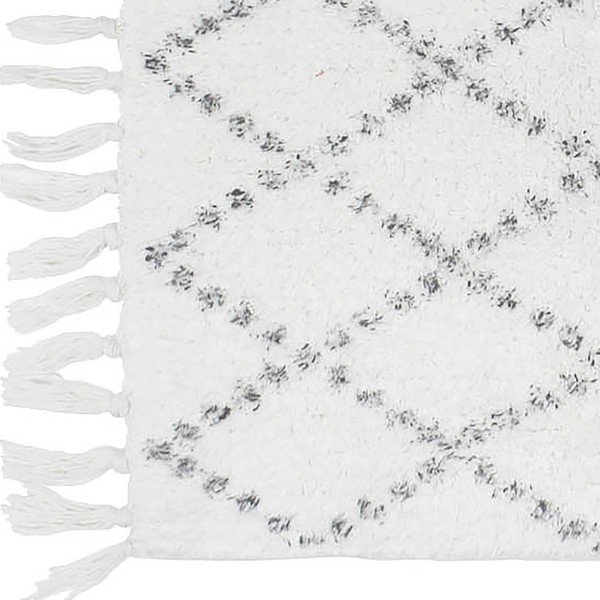 Balts vannas istabas paklājiņš 50x80 cm Latika – douceur d'intérieur-image-1