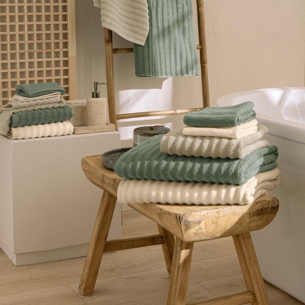 Krēmkrāsas frotē kokvilnas dvielis 50x90 cm Maya – douceur d'intérieur-image-1