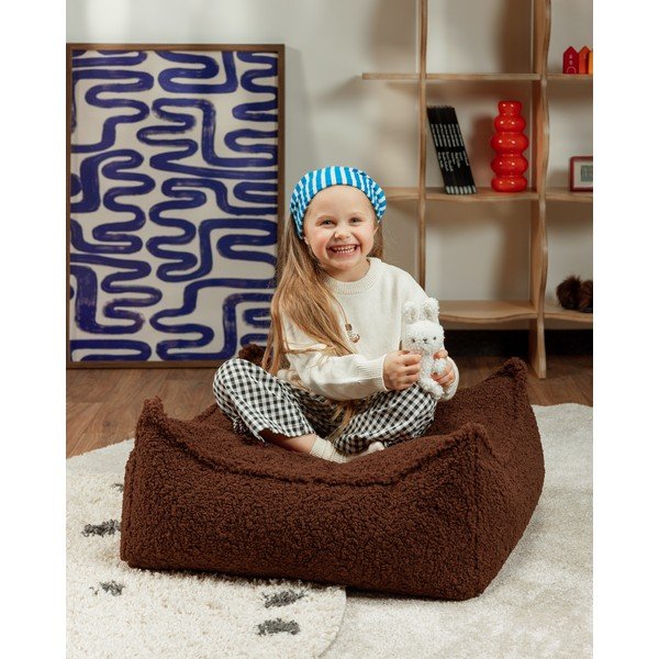 Tumši brūns bērnu pufs no buklē auduma Warm Hazel – Wigiwama-image-2