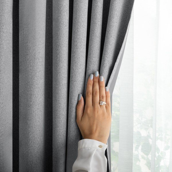 Pelēks gaismu necaurlaidīgs aizkars 140x250 cm Corita – Restilo-image-2