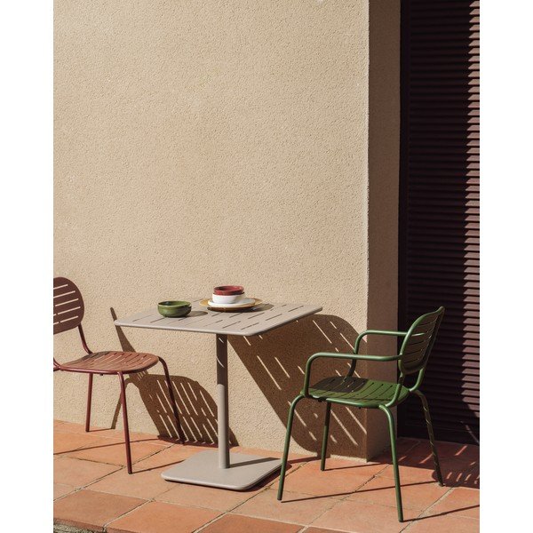 Tērauda dārza ēdamgalds 70x70 cm Brai – Kave Home-image-1