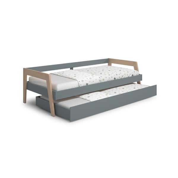 Zaļa/dūmakaini zaļa priedes masīvkoka izvelkama bērnu gulta ar veļas kasti ar redelēm 90x200 cm Carrie – Marckeric-image-2