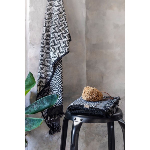 Melnbalts kokvilnas dvielis 50x95 cm Morocco – Mette Ditmer Denmark-image-1