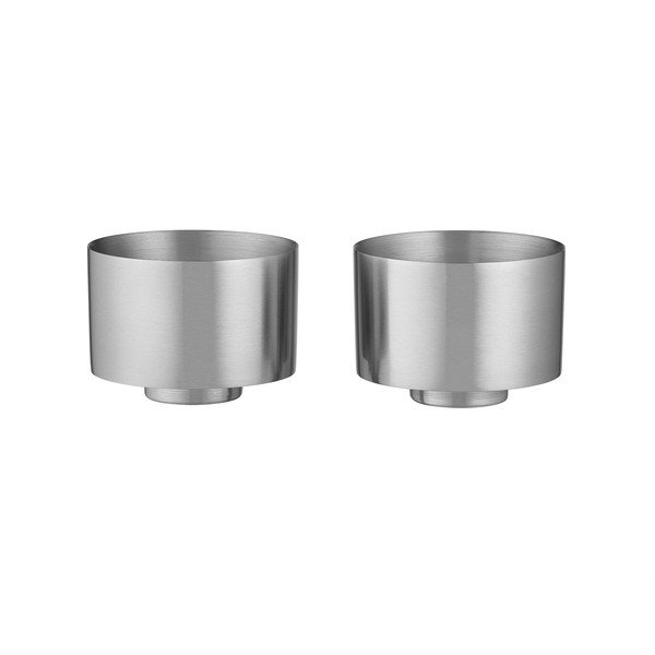 Sudraba krāsas nerūsējošā tērauda tasītes (2 gab.) ar dubultsienu Makoto Steel – Blomus