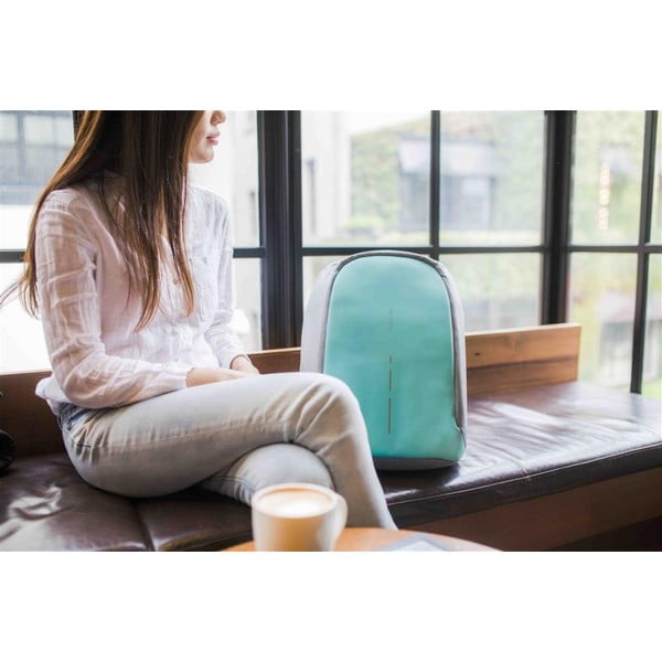 Gaiši zaļa drošības mugursoma XD Design Bobby Compact-image-1