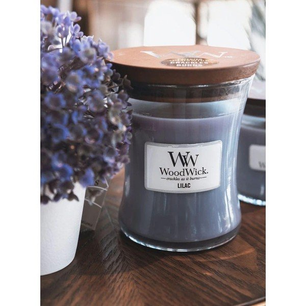 Aromātiskā svece WoodWick Lilac, degšanas laiks 55 stundas-image-1