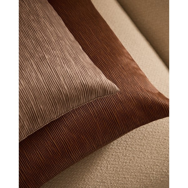 Žakarda spilvendrāna 45x45 cm Mirca – Kave Home-image-4