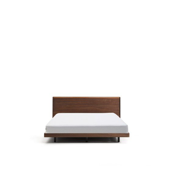 Brūna bērza masīvkoka divvietīga gulta ar redelēm 180x200 cm Norlen – Kave Home-image-3