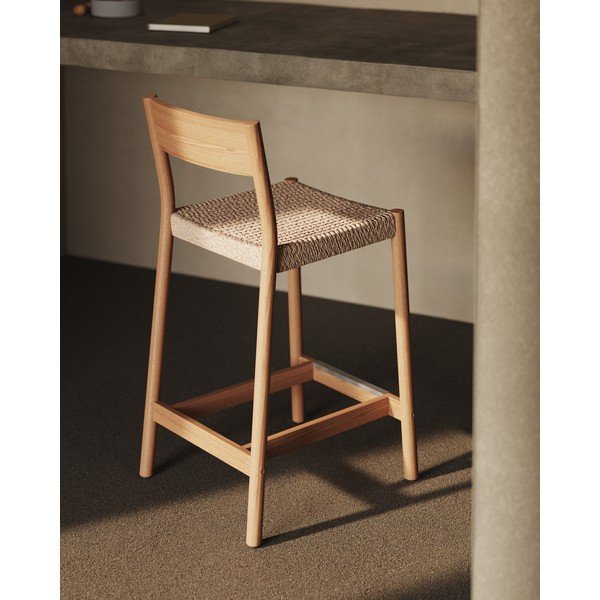 Dabīga toņa ozola masīvkoka bāra krēsls (sēdekļa augstums 65 cm) Yalia – Kave Home-image-1