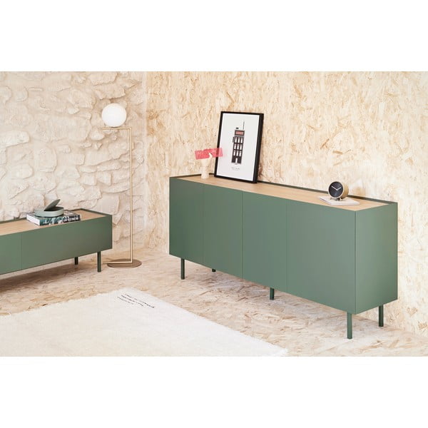 Zaļa/dabīga toņa zema kumode ar ozolkoka imitāciju 165x78 cm Arista – Teulat-image-1