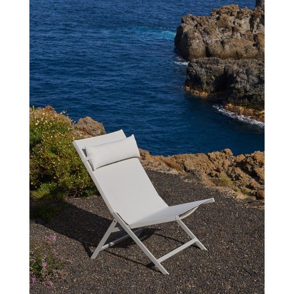 Balts metāla dārza atpūtas krēsls Canutells – Kave Home-image-1