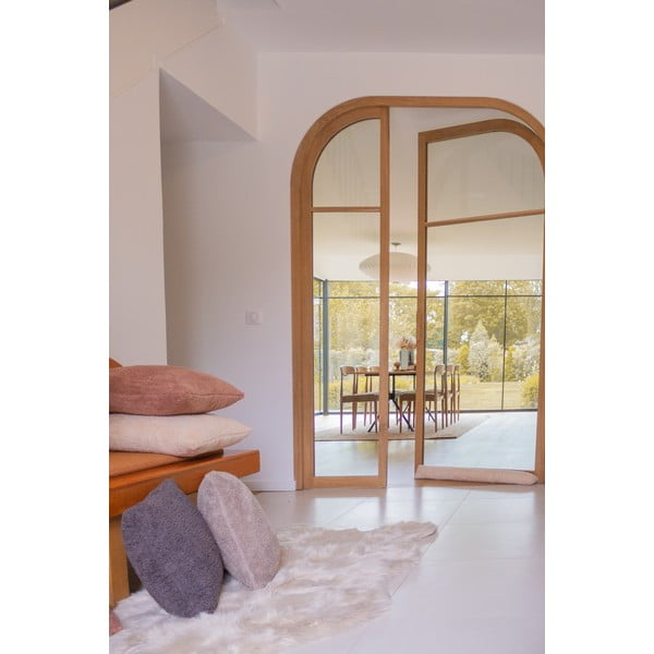 Mikroplīša dekoratīvais spilvens 45x45 cm Cocoon – Tiseco Home Studio-image-3