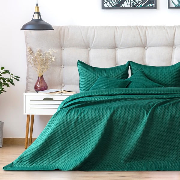 Zaļš pārklājs divguļamai gultai DecoKing Carmen, 220 x 240 cm