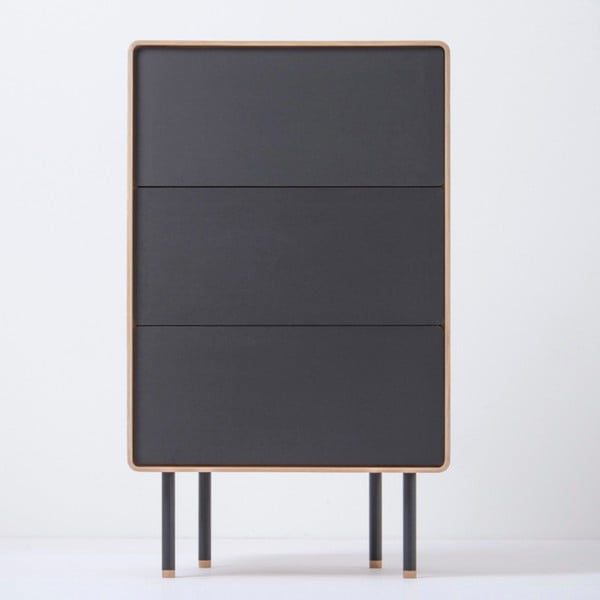 Melna/dabīga toņa ozola masīvkoka augsta kumode 60x100 cm Fina – Gazzda-image-4