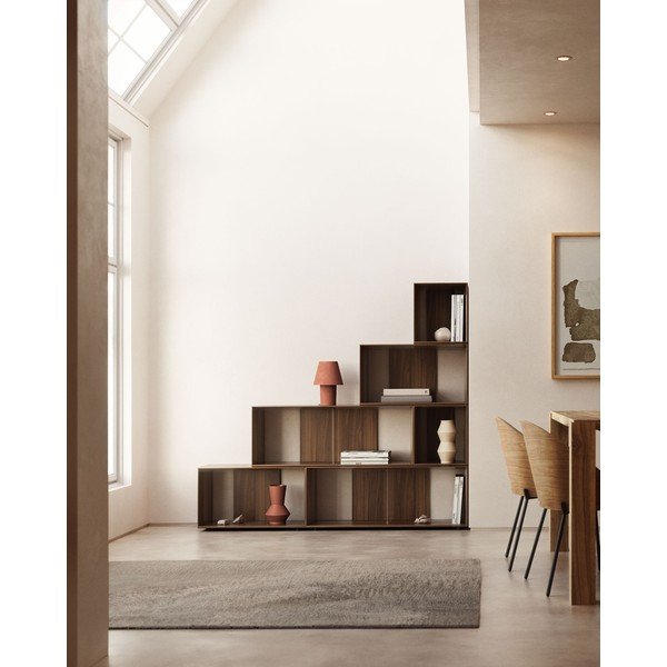 Dabīga toņa modulārā plauktu sistēma ar riekstkoka imitāciju (6 gab.) 101x152 cm Litto – Kave Home-image-1