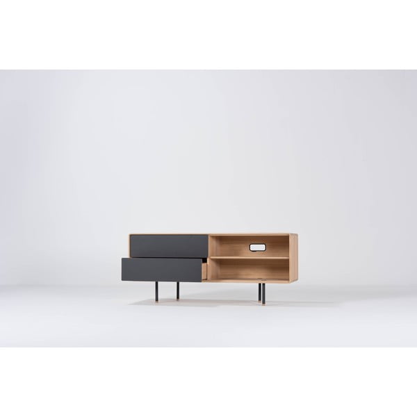 Melns/dabīga toņa ozola masīvkoka TV galdiņš 150x64 cm Fina – Gazzda-image-1