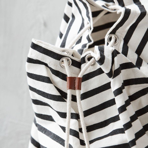 Mugursoma House DoctorStripes-image-4