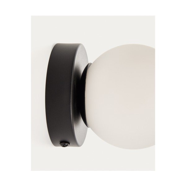 Balta/melna metāla sienas lampa ø 8 cm Brisia – Kave Home-image-2