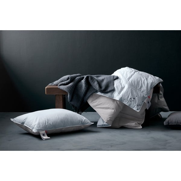 Spilvens ar spalvu pildījumu 40x80 cm Neptune Low – Universe of Sleeping-image-1