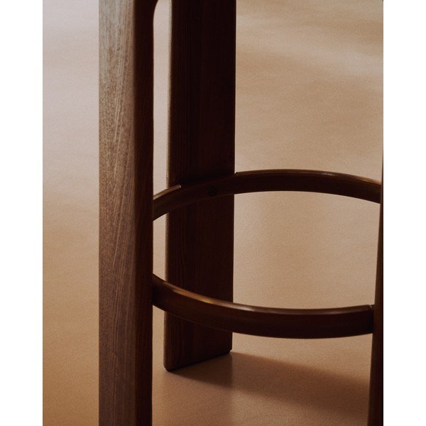 Brūna/tumša dabīga toņa oša masīvkoka bāra taburete (sēdekļa augstums 75 cm) Granite – Kave Home-image-3