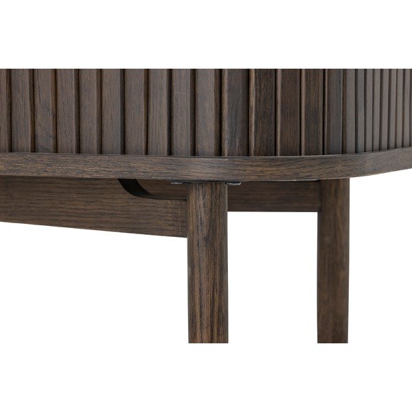 Brūna zema kumode ar ozolkoka imitāciju un bīdāmām durvīm 110x100 cm Valencia – Bloomingville-image-1