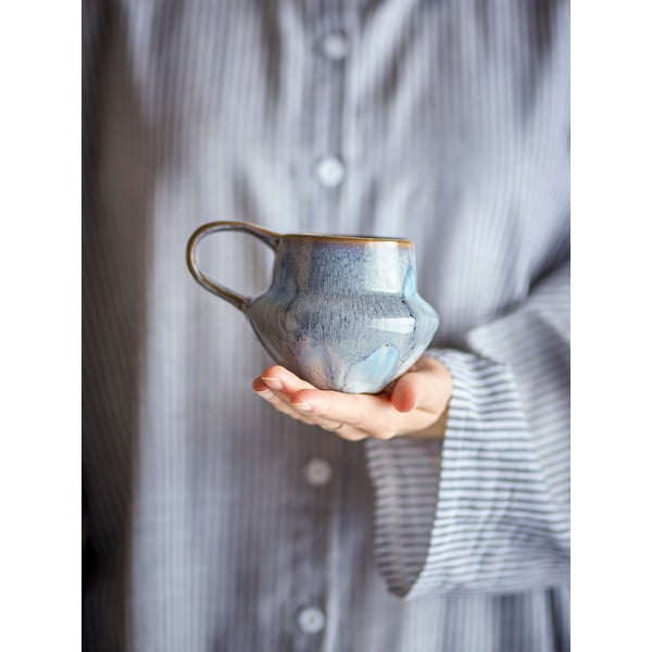 Gaiši zilas akmensmasas krūzes (4 gab.) 300 ml Bessie – Bloomingville-image-4