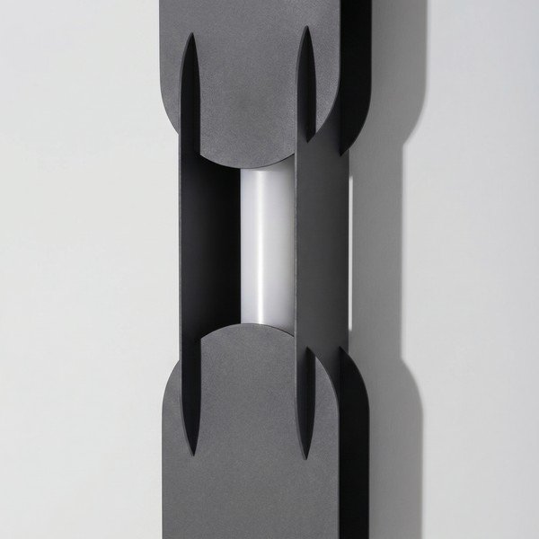Melna metāla LED sienas lampa CHAIN – Thoro-image-3