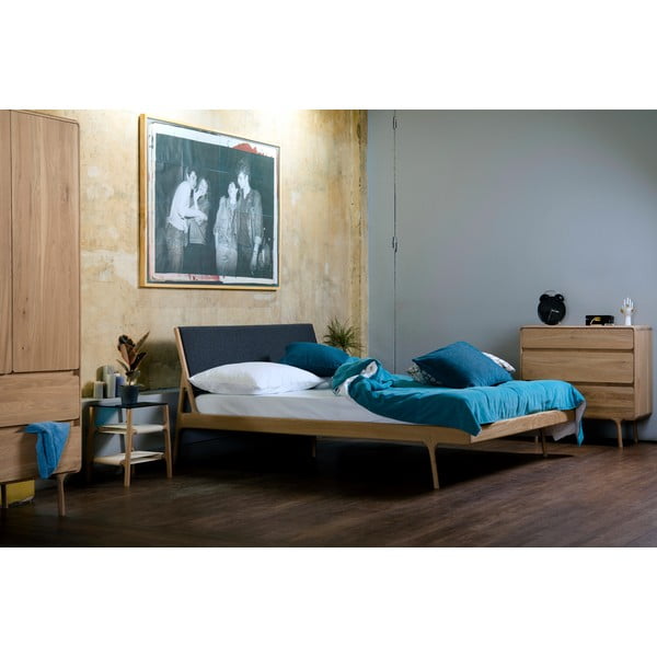 Ozola masīvkoka gulta ar melnu galvgali Gazzda Fawn, 140 x 200 cm-image-1