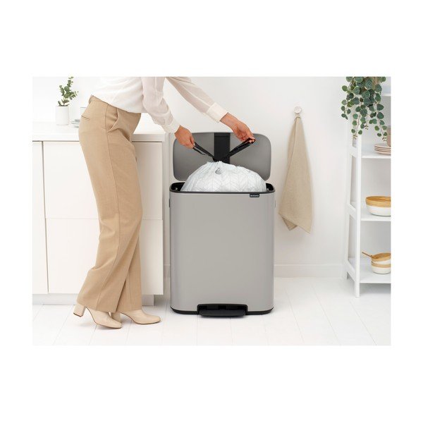 Gaiši pelēka tērauda atkritumu tvertne ar pedāli 60 l Bo – Brabantia-image-3
