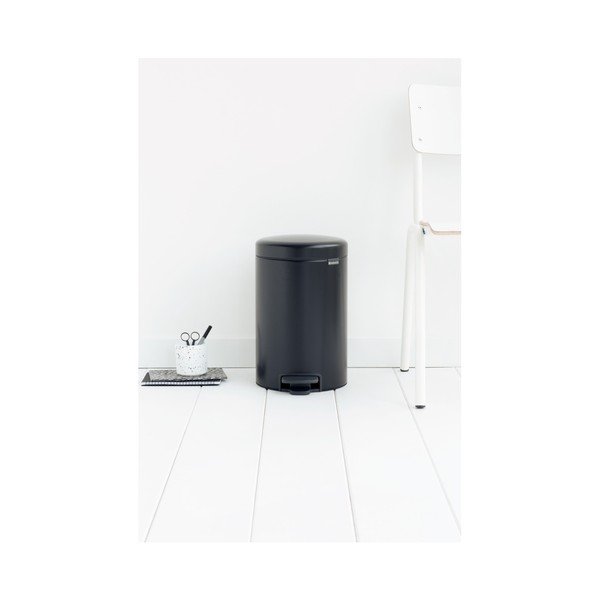 Melna pedāļu tvertne Brabantia Newicon, 12 l-image-2