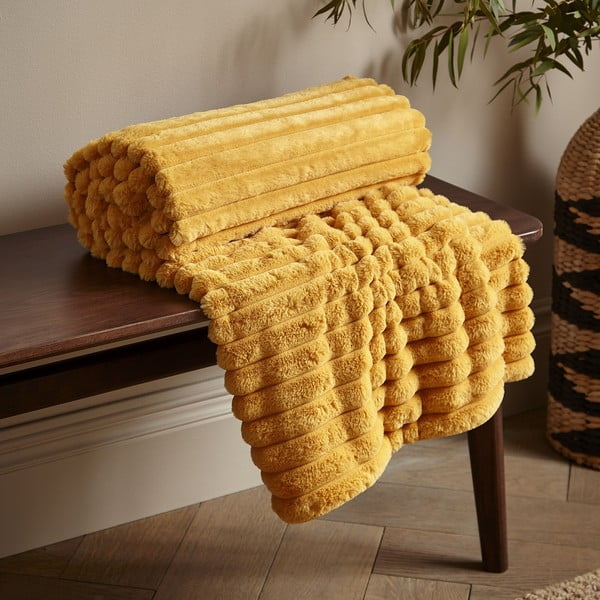 Mikroplīša pleds 130x170 cm Cosy Ribbed – Catherine Lansfield-image-1