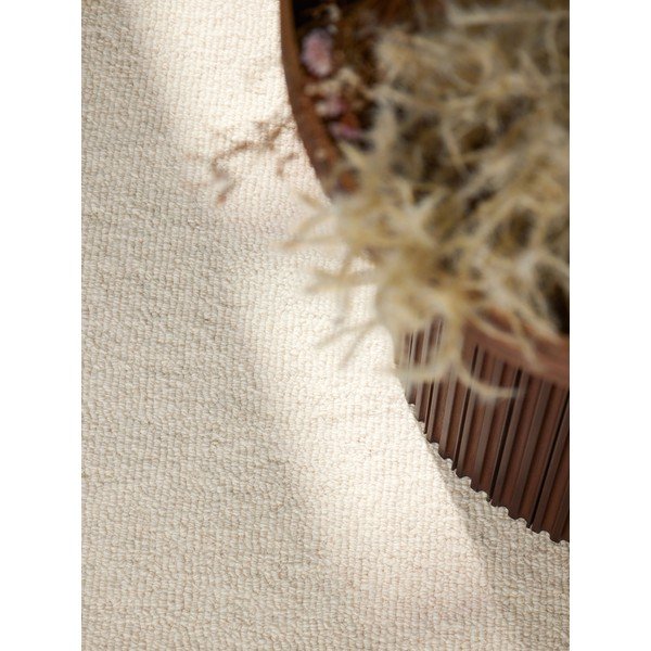 Krēmkrāsas ar rokām darināts vilnas apaļš paklājs ø 160 cm Puristic Knots – Elle Decoration-image-3