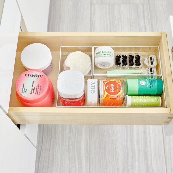 Vannas istabas kosmētikas organizatori no pārstrādātas plastmasas (3 gab.) Stack & Slide – iDesign-image-4