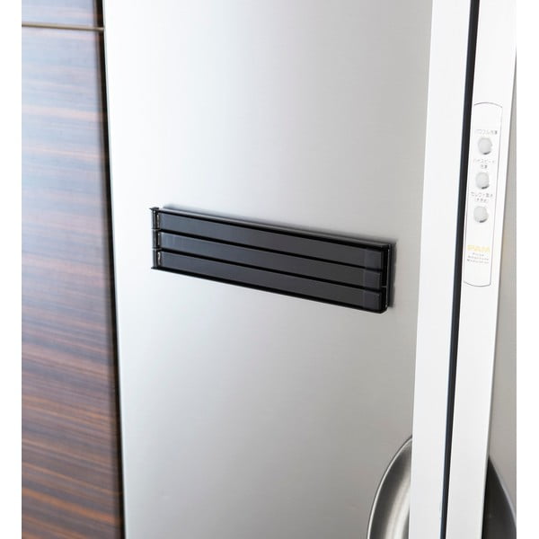 Melns magnētisks nolokāms dvieļu turētājs YAMAZAKI Tower-image-2