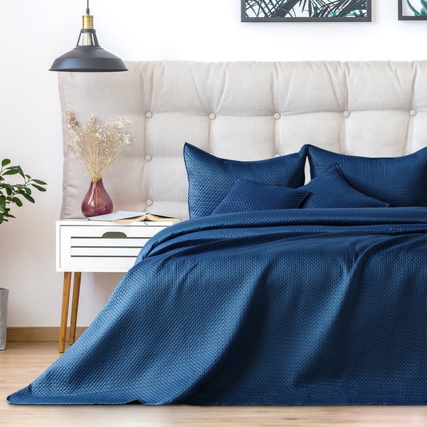 Zils pārklājs divguļamai gultai DecoKing Carmen, 240 x 220 cm