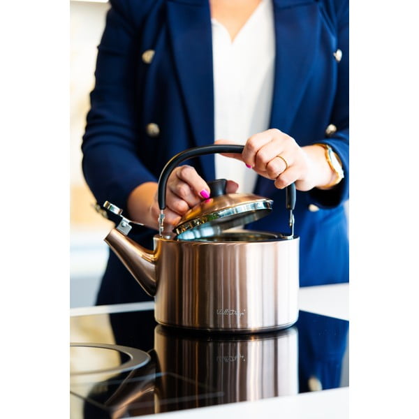 Vara krāsas nerūsējošā tērauda tējkanna 1,5 l Diamante – Vialli Design-image-2