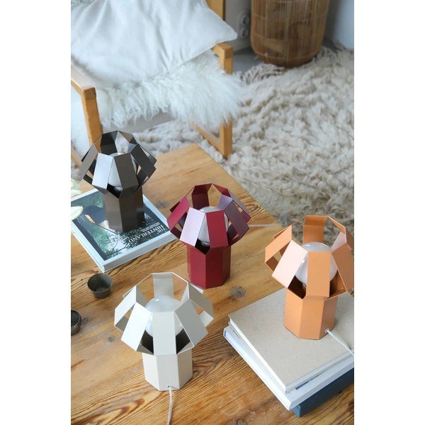 Oranža metāla galda lampa ar metāla abažūru (augstums 27 cm) Octa – Markslöjd-image-2