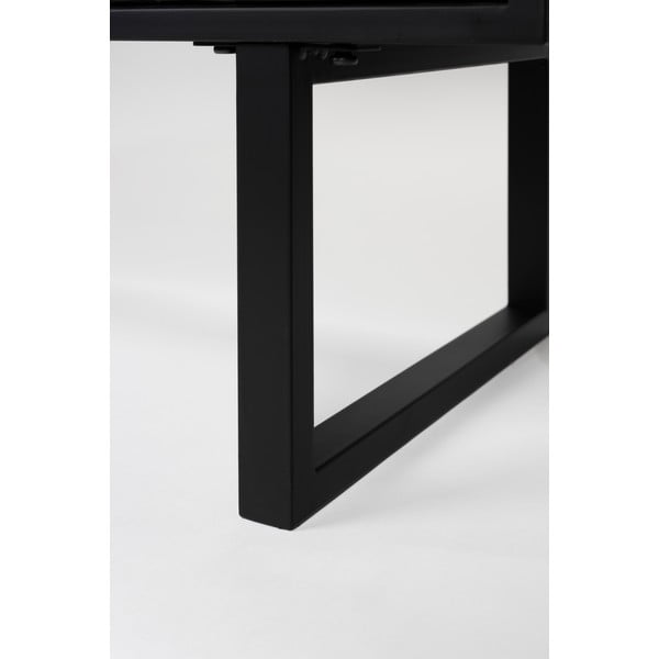 Melna priedes masīvkoka zema kumode 135x90 cm Linc – White Label-image-1