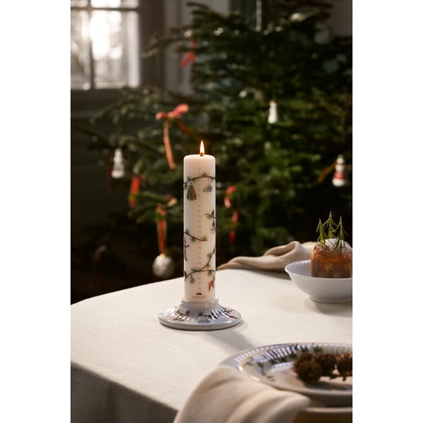 Svece ar Ziemassvētku motīvu degšanas laiks 56 h Hammershøi – Kähler Design-image-1